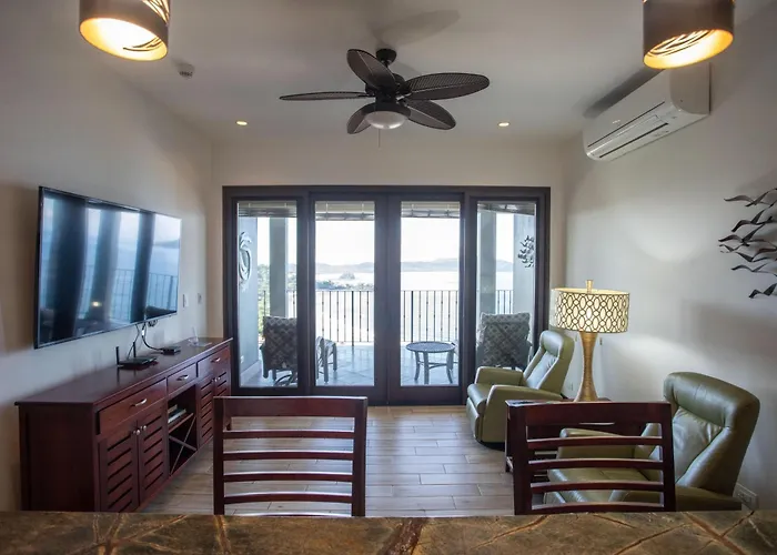 360 Splendor 207b-ocean View Condo-breakfast * Playa Flamingo